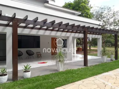 Sobrado com 5 Quartos à venda, 500m² no Condomínio Flor do Cerrado, Cuiabá