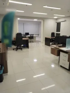 Sala Comercial para alugar, 85m² no Sítio Tamboré Alphaville, Barueri