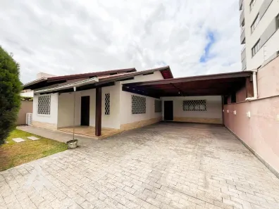 Casa com 4 Quartos à venda, 373m² no Vila Nova, Blumenau