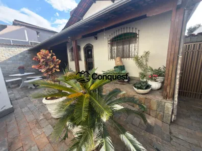 Casa com 3 Quartos à venda, 185m² no Arvoredo, Contagem