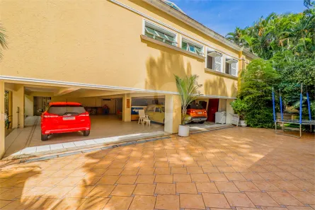 Sobrado com 4 Quartos à venda, 596m² no Butantã, São Paulo