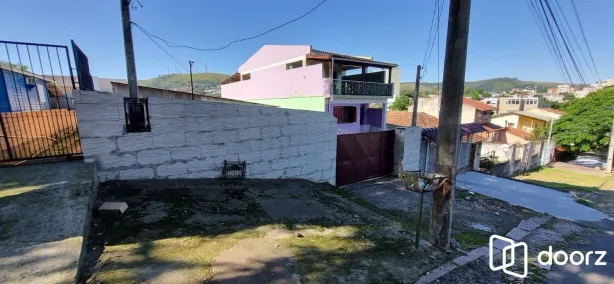 Casa com 3 Quartos à venda, 400m² no Partenon, Porto Alegre