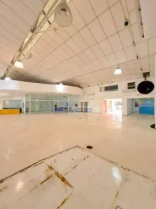 Ponto Comercial para alugar, 800m² no Água Branca, São Paulo