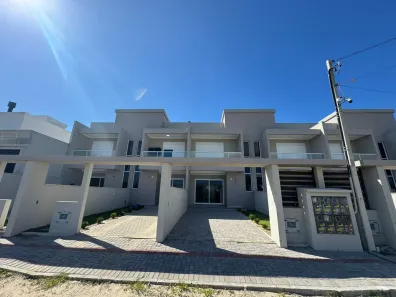 Sobrado com 3 Quartos à venda, 124m² no , Balneário Gaivota