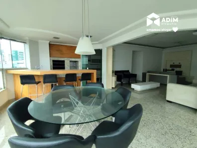 Apartamento com 3 Quartos para alugar, 135m² no Centro, Balneário Camboriú
