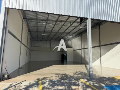 Galpão/Depósito/Armazém para alugar, 280m² no Novo Mundo, Uberlândia
