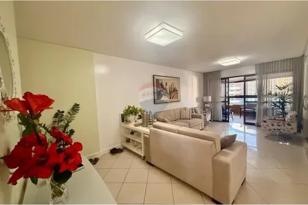 Apartamento com 3 Quartos para alugar, 238m² no Pituba, Salvador