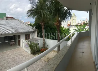 Casa com 3 Quartos à venda, 347m² no Coloninha, Florianópolis