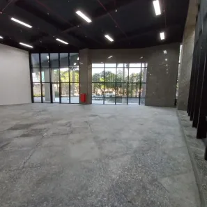 Ponto Comercial para alugar, 257m² no Cidade Monções, São Paulo