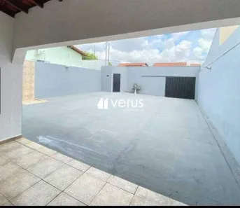 Casa com 3 Quartos à venda, 130m² no Cidade Jardim, Uberlândia
