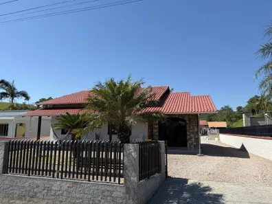 Casa com 3 Quartos à venda, 215m² no Brilhante I, Itajaí