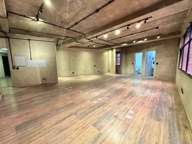 Sala Comercial para alugar, 150m² no Vila Olímpia, São Paulo