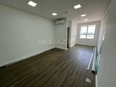 Sala Comercial para alugar, 28m² no Centro, Jacareí
