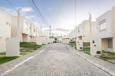 Casa de Condomínio com 2 Quartos à venda, 65m² no Liberdade, Parnamirim