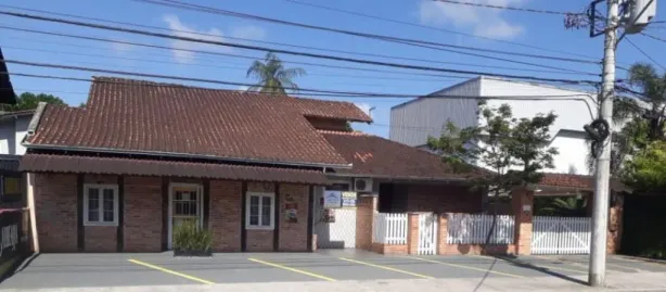 Casa com 3 Quartos à venda, 270m² no Anita Garibaldi, Joinville