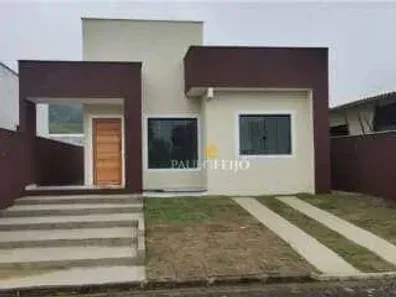 Casa com 2 Quartos à venda, 72m² no Pindobas, Maricá