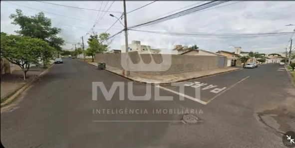 Lote/Terreno com 1 Quarto à venda, 861m² no Alto Umuarama, Uberlândia