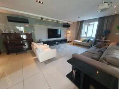 Casa com 4 Quartos à venda, 180m² no Engenheiro Luciano Cavalcante, Fortaleza