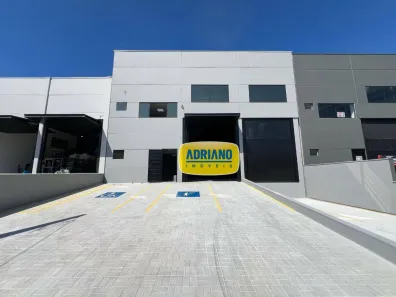 Galpão/Depósito/Armazém para alugar, 660m² no Pachecos, Palhoça