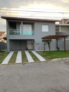 Casa de Condomínio com 4 Quartos à venda, 230m² no Jardim das Colinas, São José dos Campos