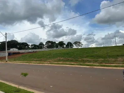 Lote/Terreno à venda, 550m² no Parqville Quaresmeira, Trindade