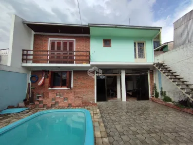 Casa com 3 Quartos à venda, 252m² no Nossa Senhora Medianeira, Santa Maria
