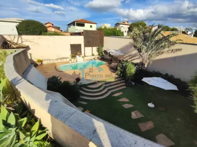 Casa com 5 Quartos à venda, 760m² no Colonial, Contagem