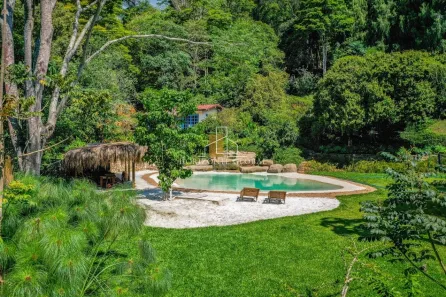Casa de Condomínio com 4 Quartos à venda, 500m² no Cuiabá, Petrópolis