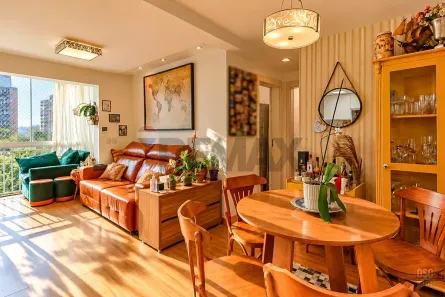 Apartamento com 2 Quartos à venda, 69m² no Vila Ipiranga, Porto Alegre