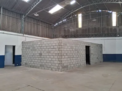 Galpão/Depósito/Armazém à venda, 344m² no Ferreira, São Paulo