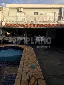 Sobrado com 3 Quartos à venda, 180m² no Jardim Beatriz, São Carlos