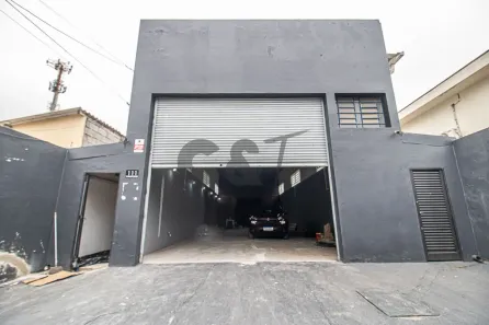 Galpão/Depósito/Armazém para alugar, 256m² no Santo Amaro, São Paulo