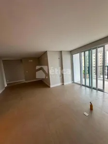 Apartamento com 3 Quartos para alugar, 121m² no Fazenda, Itajaí
