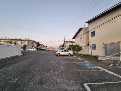 Apartamento com 2 Quartos à venda, 55m² no Muchila, Feira de Santana