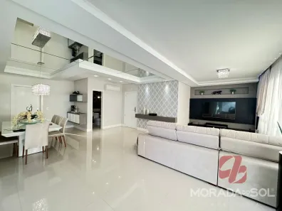 Apartamento com 4 Quartos para alugar, 206m² no Meia Praia, Itapema