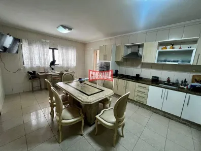 Sobrado com 4 Quartos à venda, 293m² no Cerâmica, São Caetano do Sul