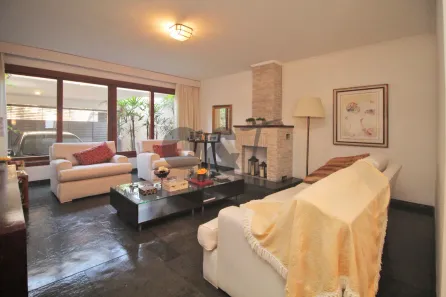 Casa com 3 Quartos à venda, 200m² no Chácara Monte Alegre, São Paulo