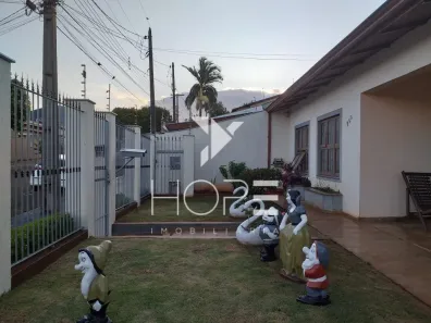 Casa com 3 Quartos à venda, 320m² no Coliseu, Londrina