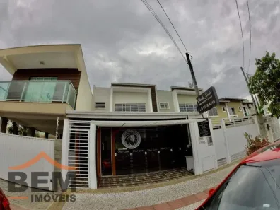 Sobrado com 3 Quartos para alugar, 190m² no Centro, Balneário Camboriú