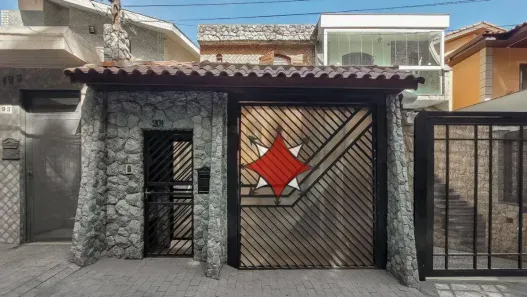 Sobrado com 5 Quartos à venda, 300m² no Jardim Textil, São Paulo