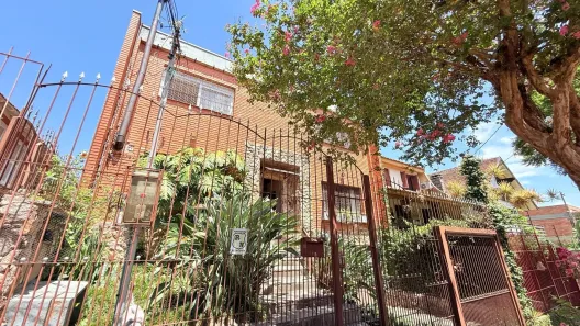 Casa com 4 Quartos à venda, 400m² no Teresópolis, Porto Alegre