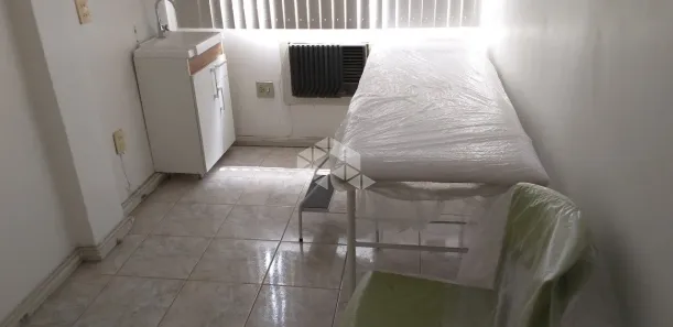 Sala Comercial à venda, 32m² no Centro Histórico, Porto Alegre