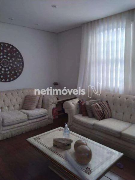 Casa com 4 quartos — Santa Lúcia, Belo Horizonte