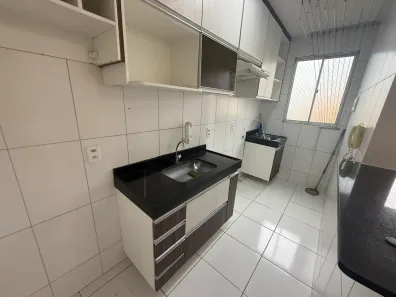 Apartamento com 2 Quartos para alugar, 50m² no Colina de Laranjeiras, Serra