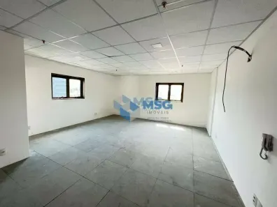 Sala Comercial para alugar, 131m² no Valongo, Santos