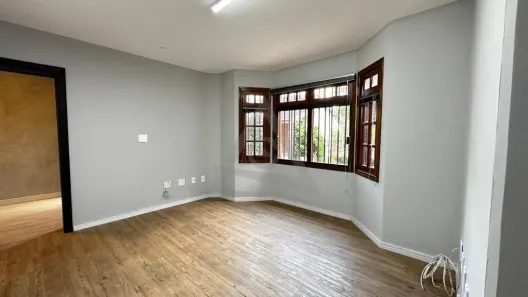 Imóvel Comercial com 4 Quartos à venda, 190m² no Jardim das Paineiras, Campinas