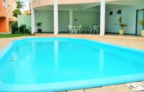 Apartamento com 2 Quartos para alugar, 75m² no Bombas, Bombinhas