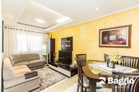 Sobrado com 3 Quartos à venda, 142m² no Orleans, Curitiba