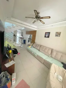 Sobrado com 3 Quartos à venda, 180m² no Residencial de Ville, São José dos Campos