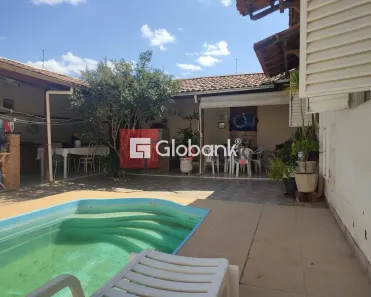 Casa com 3 Quartos à venda, 300m² no Todos os Santos, Montes Claros